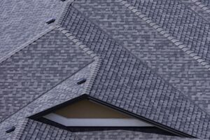 Dakshingles voordelen en nadelen voor jouw dak
